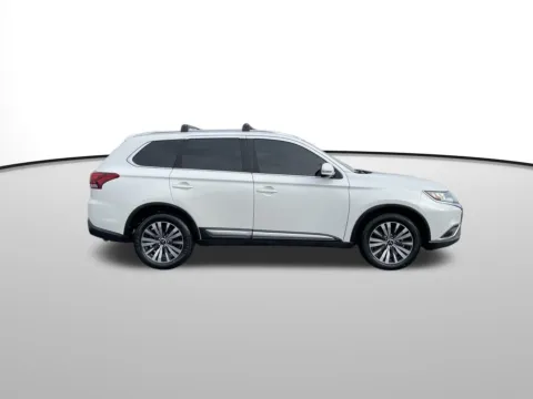 Photos of 2020 Mitsubishi Outlander SEL for sale in Union Gap, WA at Bud Clary Toyota of Yakima