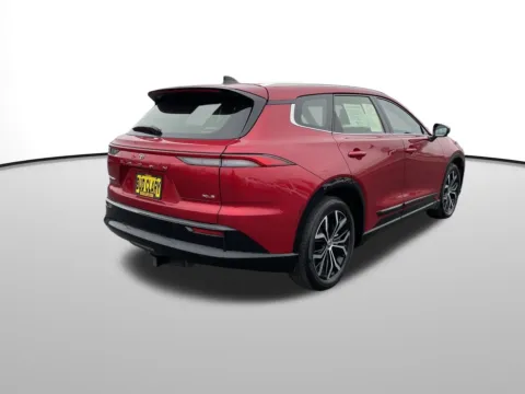 Another view of 2025 Toyota Crown Signia XLE for sale in Union Gap, WA at Bud Clary Toyota of Yakima