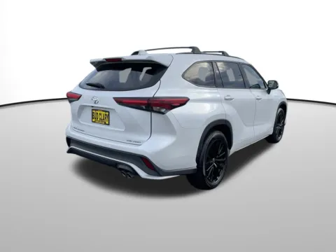 Another view of 2025 Toyota Highlander XSE for sale in Union Gap, WA at Toyota of Yakima