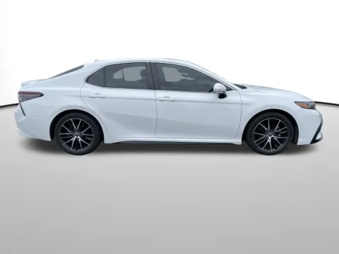 Photos of 2022 Toyota Camry SE for sale in Union Gap, WA at Toyota of Yakima