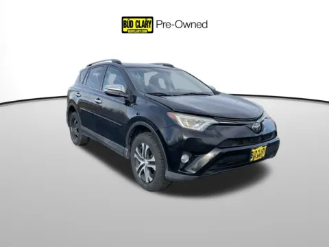 Black 2018 Toyota RAV4 LE for sale in Union Gap, WA