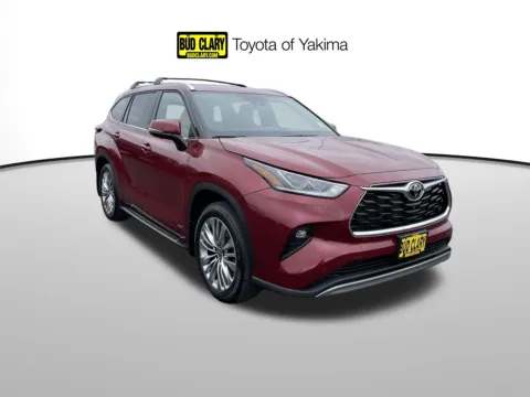 Red 2026 Toyota Highlander Hybrid Platinum for sale in Union Gap, WA