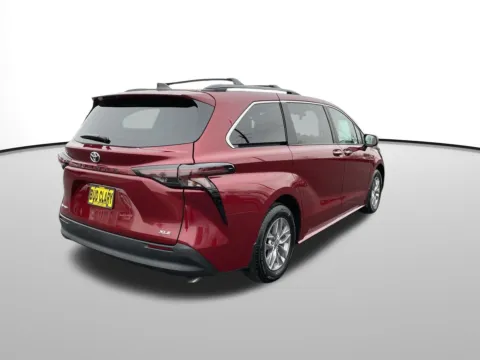 Another view of 2026 Toyota Sienna XLE for sale in Union Gap, WA at Bud Clary Toyota of Yakima