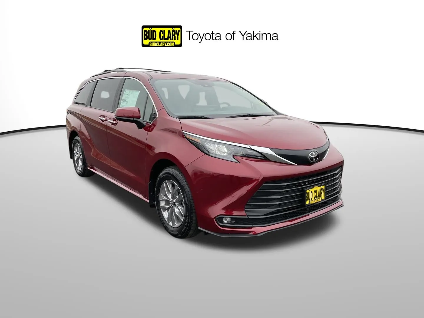 Red 2026 Toyota Sienna XLE for sale in Union Gap, WA