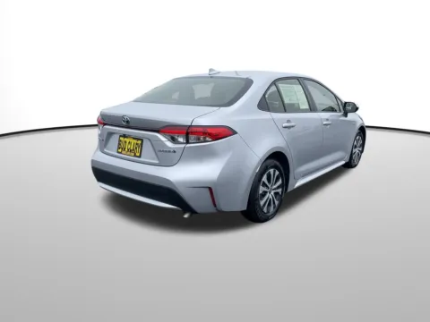 Another view of 2020 Toyota Corolla Hybrid LE for sale in Union Gap, WA at Bud Clary Toyota of Yakima
