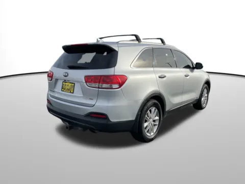 Another view of 2016 Kia Sorento LX for sale in Union Gap, WA at Bud Clary Toyota of Yakima