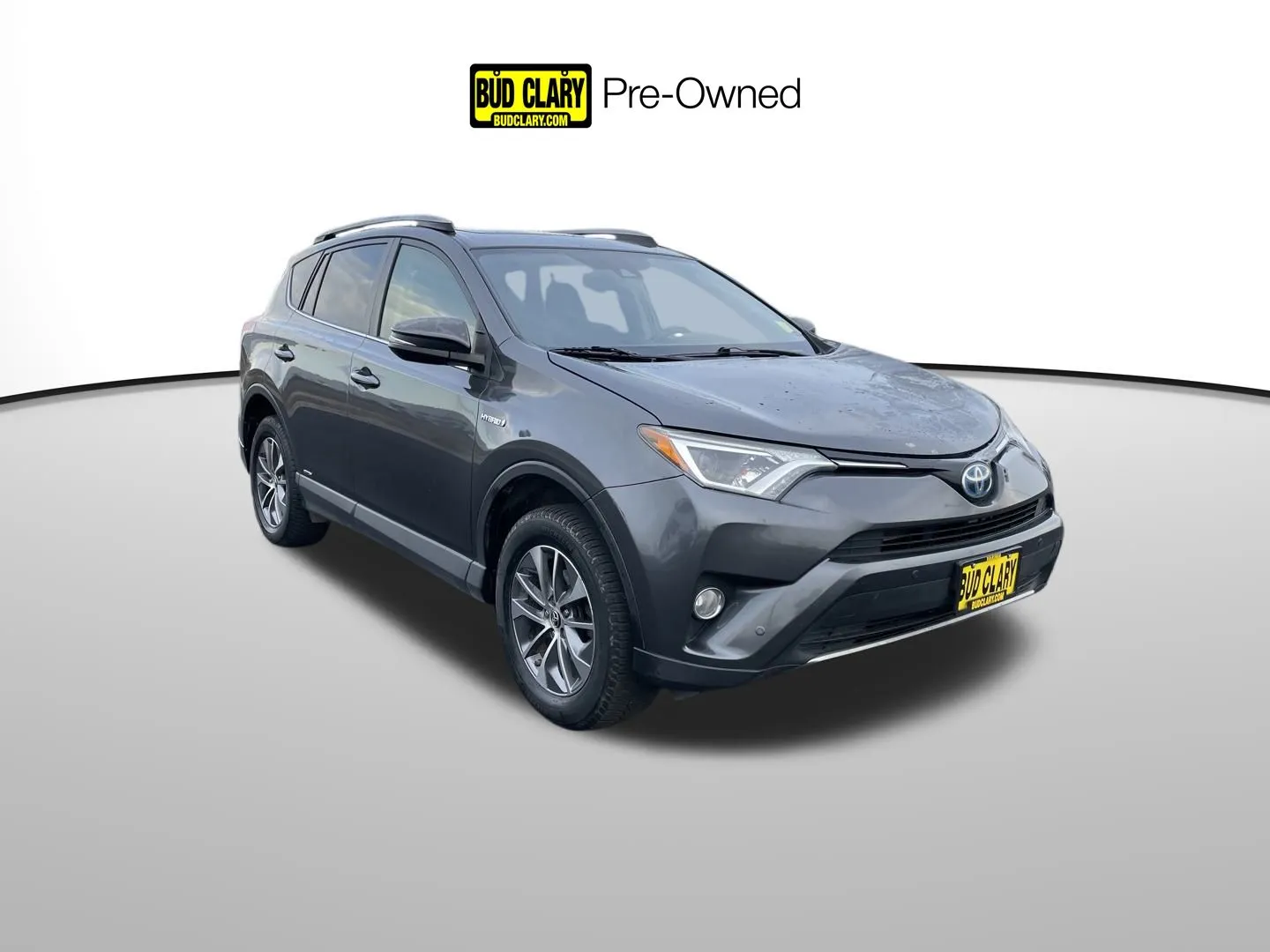 Gray 2017 Toyota RAV4 Hybrid XLE for sale in Union Gap, WA
