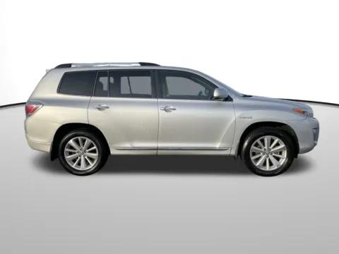 Photos of 2013 Toyota Highlander Hybrid Limited for sale in Union Gap, WA at Bud Clary Toyota of Yakima