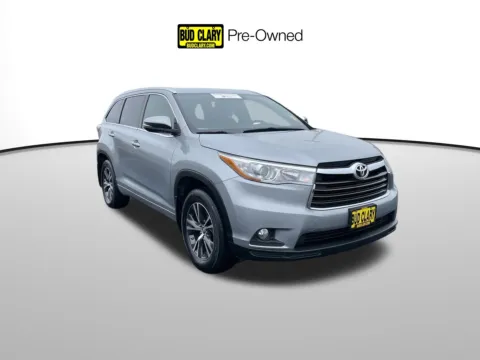 Silver 2016 Toyota Highlander XLE V6 for sale in Union Gap, WA