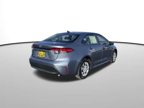 Another view of 2026 Toyota Corolla LE for sale in Union Gap, WA at Bud Clary Toyota of Yakima