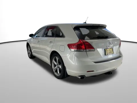 More photos of 2010 Toyota Venza limited at Bud Clary Toyota of Yakima, WA