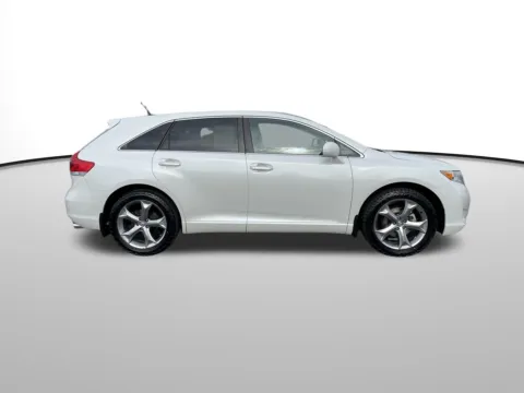 Photos of 2010 Toyota Venza limited for sale in Union Gap, WA at Bud Clary Toyota of Yakima