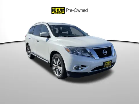 White 2015 Nissan Pathfinder Platinum for sale in Union Gap, WA