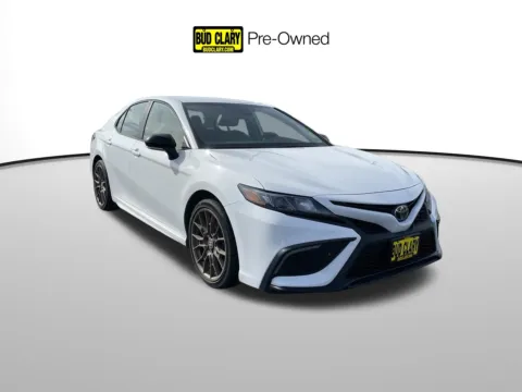 White 2023 Toyota Camry SE Nightshade for sale in Union Gap, WA