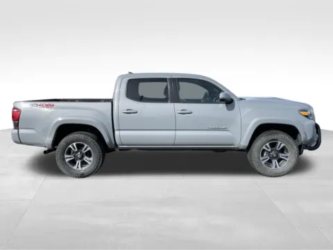 Photos of 2018 Toyota Tacoma TRD Sport for sale in Union Gap, WA at Bud Clary Toyota of Yakima