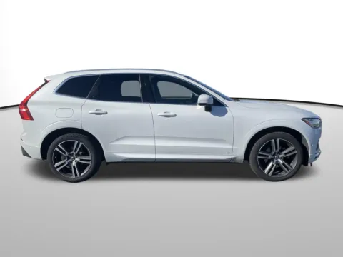 Photos of 2019 Volvo XC60 T5 Momentum for sale in Union Gap, WA at Bud Clary Toyota of Yakima