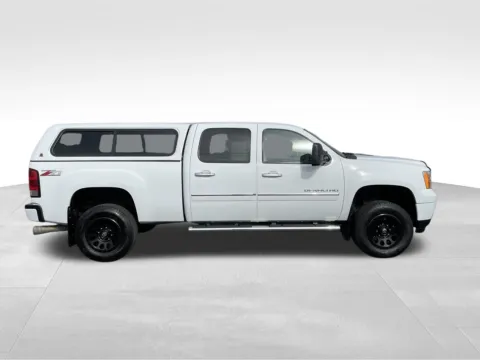 Photos of 2014 GMC Sierra 2500HD Denali for sale in Union Gap, WA at Bud Clary Toyota of Yakima