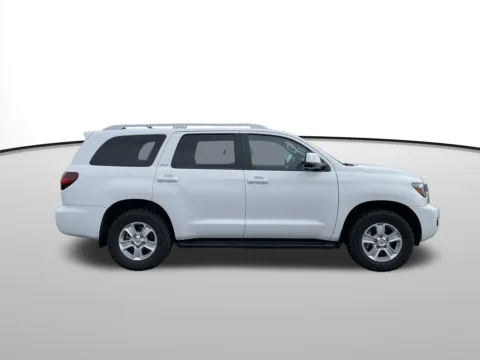 Photos of 2018 Toyota Sequoia SR5 for sale in Union Gap, WA at Bud Clary Toyota of Yakima