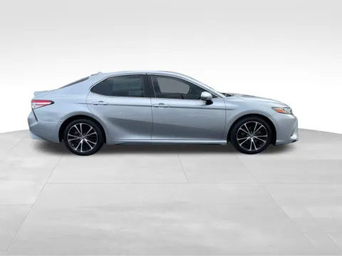 Photos of 2019 Toyota Camry SE for sale in Union Gap, WA at Bud Clary Toyota of Yakima