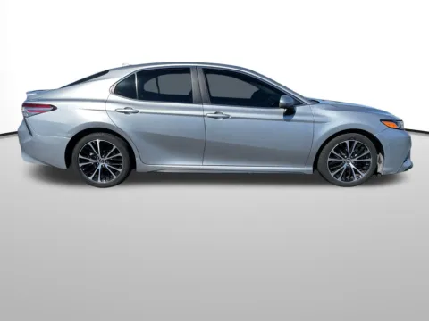 Photos of 2019 Toyota Camry SE for sale in Union Gap, WA at Bud Clary Toyota of Yakima