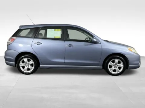 More photos of 2006 Toyota Matrix at Bud Clary Toyota of Yakima, WA