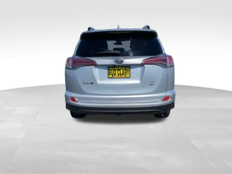 More photos of 2018 Toyota RAV4 LE at Bud Clary Toyota of Yakima, WA