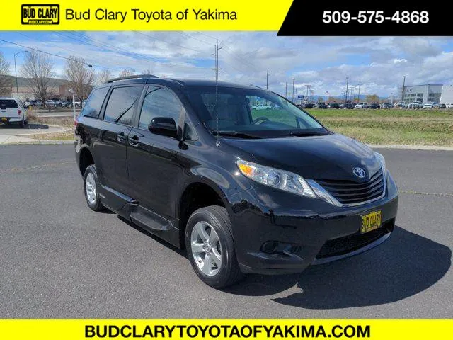 2014 Toyota Sienna Le for sale in Union Gap, WA