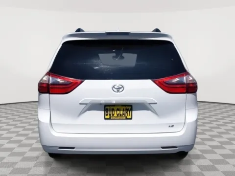 More photos of 2020 Toyota Sienna LE Mobility at Toyota of Yakima, WA