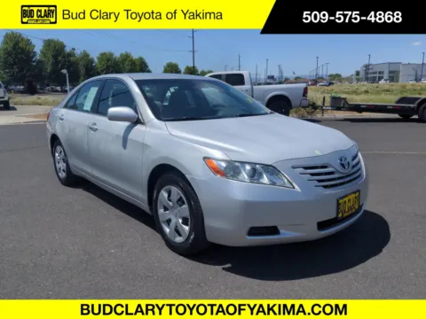Silver 2008 Toyota Camry XLE for sale in Union Gap, WA