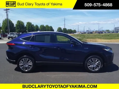 Blue 2021 Toyota Venza XLE for sale in Union Gap, WA