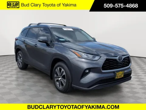 Gray 2020 Toyota Highlander XLE for sale in Union Gap, WA