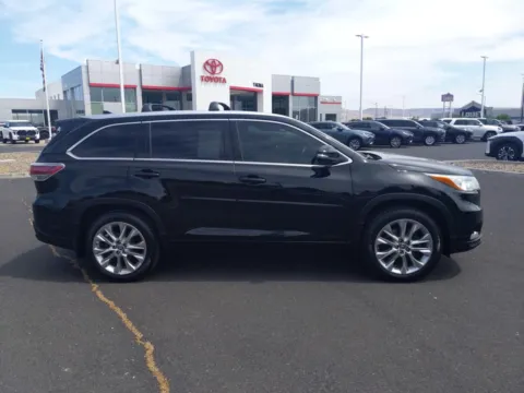 Photos of 2015 Toyota Highlander Limited for sale in Union Gap, WA at Toyota of Yakima
