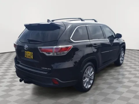 Another view of 2015 Toyota Highlander Limited for sale in Union Gap, WA at Toyota of Yakima