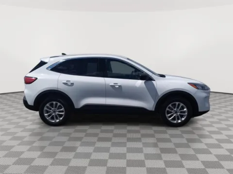 Photos of 2022 Ford Escape SE for sale in Union Gap, WA at Toyota of Yakima