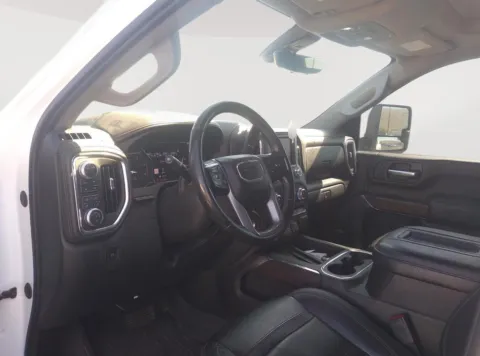 More photos of 2020 GMC Sierra 2500HD Denali at Toyota of Yakima, WA