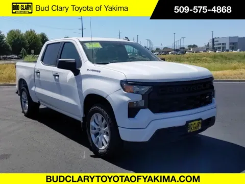 White 2022 Chevrolet Silverado 1500 Custom for sale in Union Gap, WA
