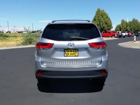 More photos of 2017 Toyota Highlander XLE at Toyota of Yakima, WA
