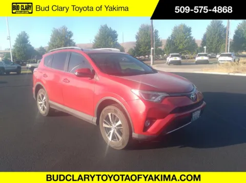 Red 2016 Toyota RAV4 XLE for sale in Union Gap, WA