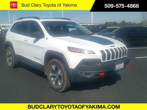 White 2015 Jeep Cherokee Trailhawk for sale in Union Gap, WA