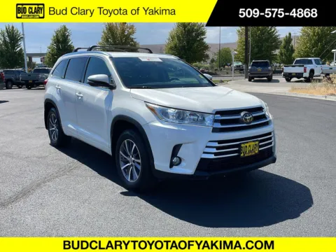 White 2018 Toyota Highlander XLE for sale in Union Gap, WA