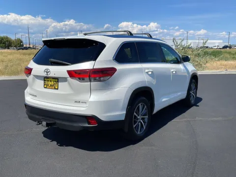 Another view of 2018 Toyota Highlander XLE for sale in Union Gap, WA at Toyota of Yakima
