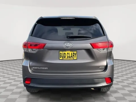 More photos of 2019 Toyota Highlander LE at Toyota of Yakima, WA