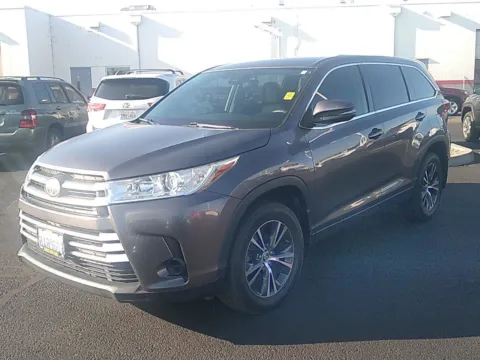 More photos of 2019 Toyota Highlander Le at Toyota of Yakima, WA