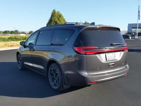 More photos of 2021 Chrysler Pacifica Hybrid Touring L at Toyota of Yakima, WA