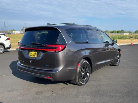 Another view of 2021 Chrysler Pacifica Hybrid Touring L for sale in Union Gap, WA at Toyota of Yakima