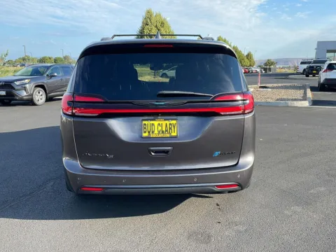 More photos of 2021 Chrysler Pacifica Hybrid Touring L at Toyota of Yakima, WA