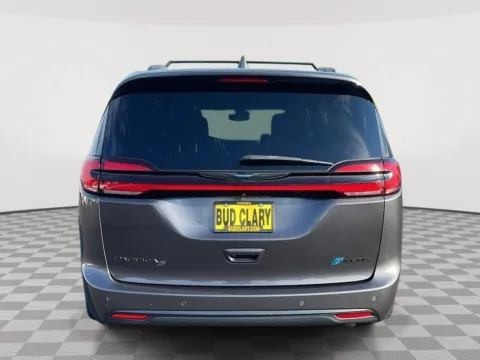 More photos of 2021 Chrysler Pacifica Hybrid Touring L at Toyota of Yakima, WA