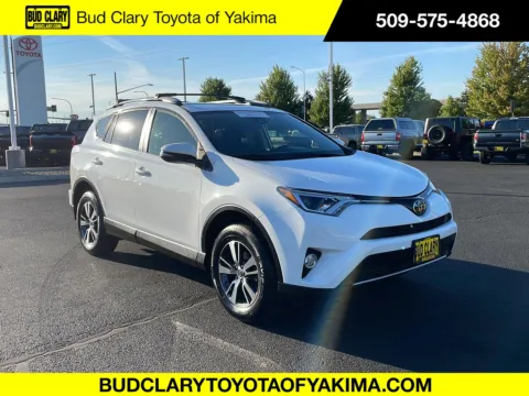 White 2018 Toyota RAV4 XLE for sale in Union Gap, WA