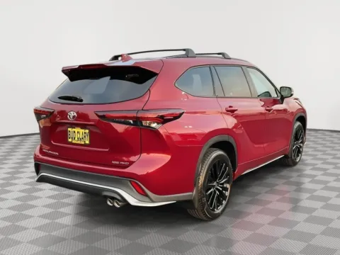 Another view of 2025 Toyota Highlander XSE for sale in Union Gap, WA at Toyota of Yakima