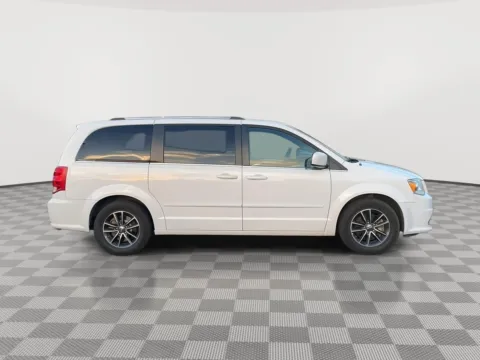 Photos of 2017 Dodge Grand Caravan SXT for sale in Union Gap, WA at Toyota of Yakima